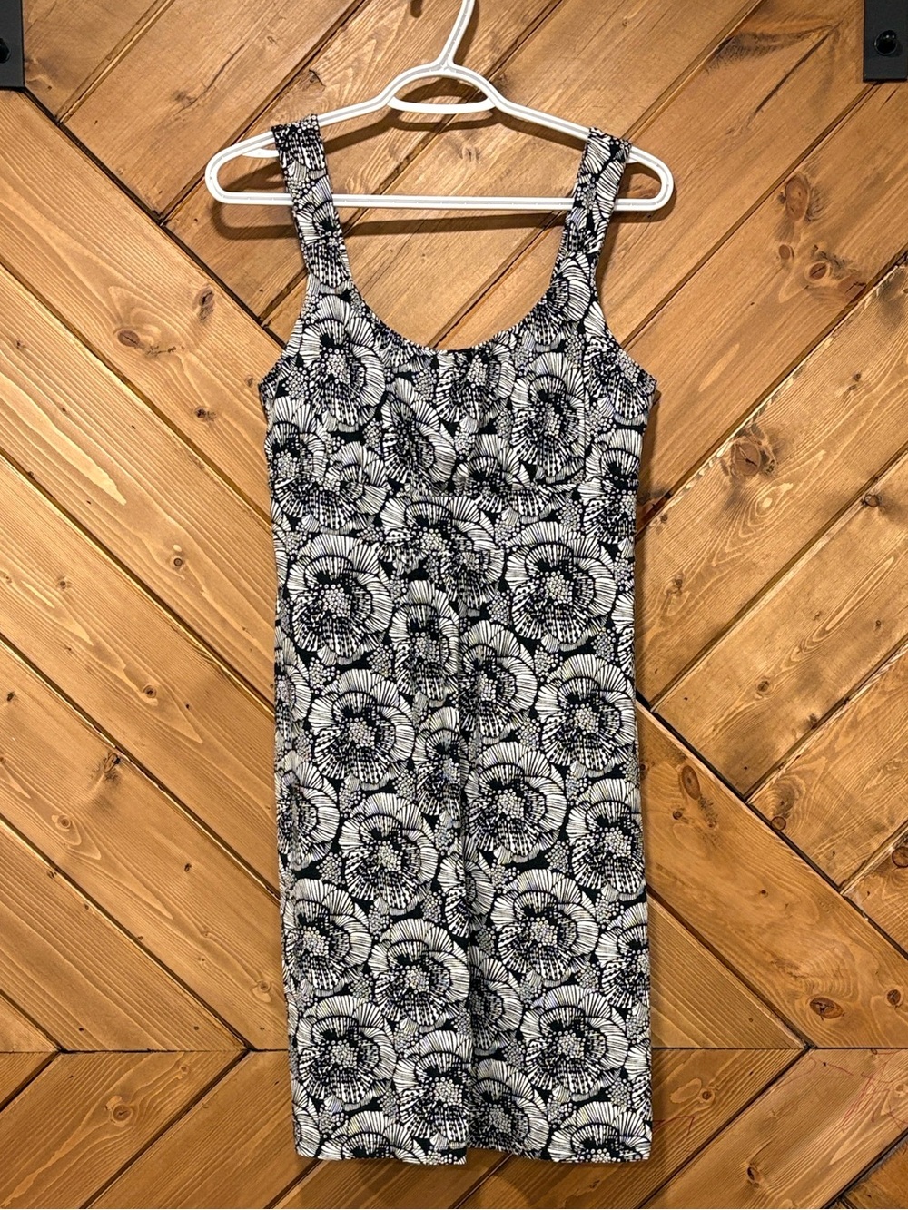 Ann Taylor Black and White Floral Print Scoop Neck Tank Dress Medium